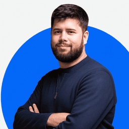 Руслан Сарваров