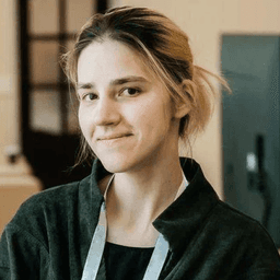 Саша Дмитриева